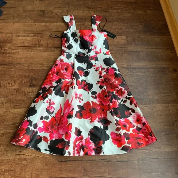 🇺🇸David Meister multicolored flowery cocktail dress